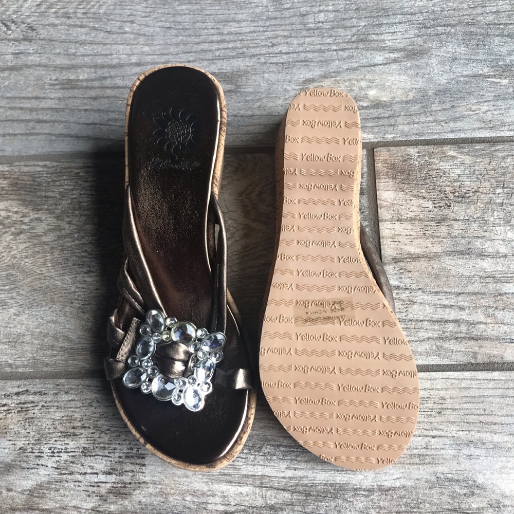 Yellow Box Wedges - Picture 3 of 5